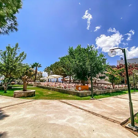 酒店 Club Muskebi 博德鲁姆