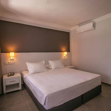 Club Muskebi فندق