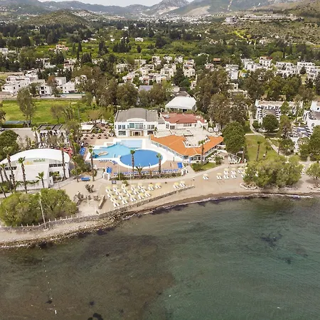 Club Muskebi Otel 4*